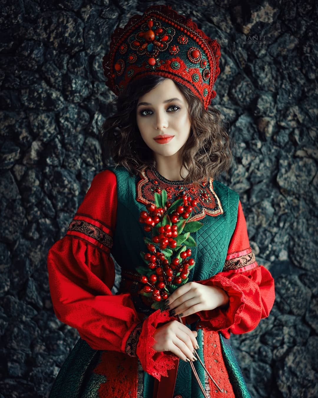 Nude girl Women in Slavic costumes in Linfen