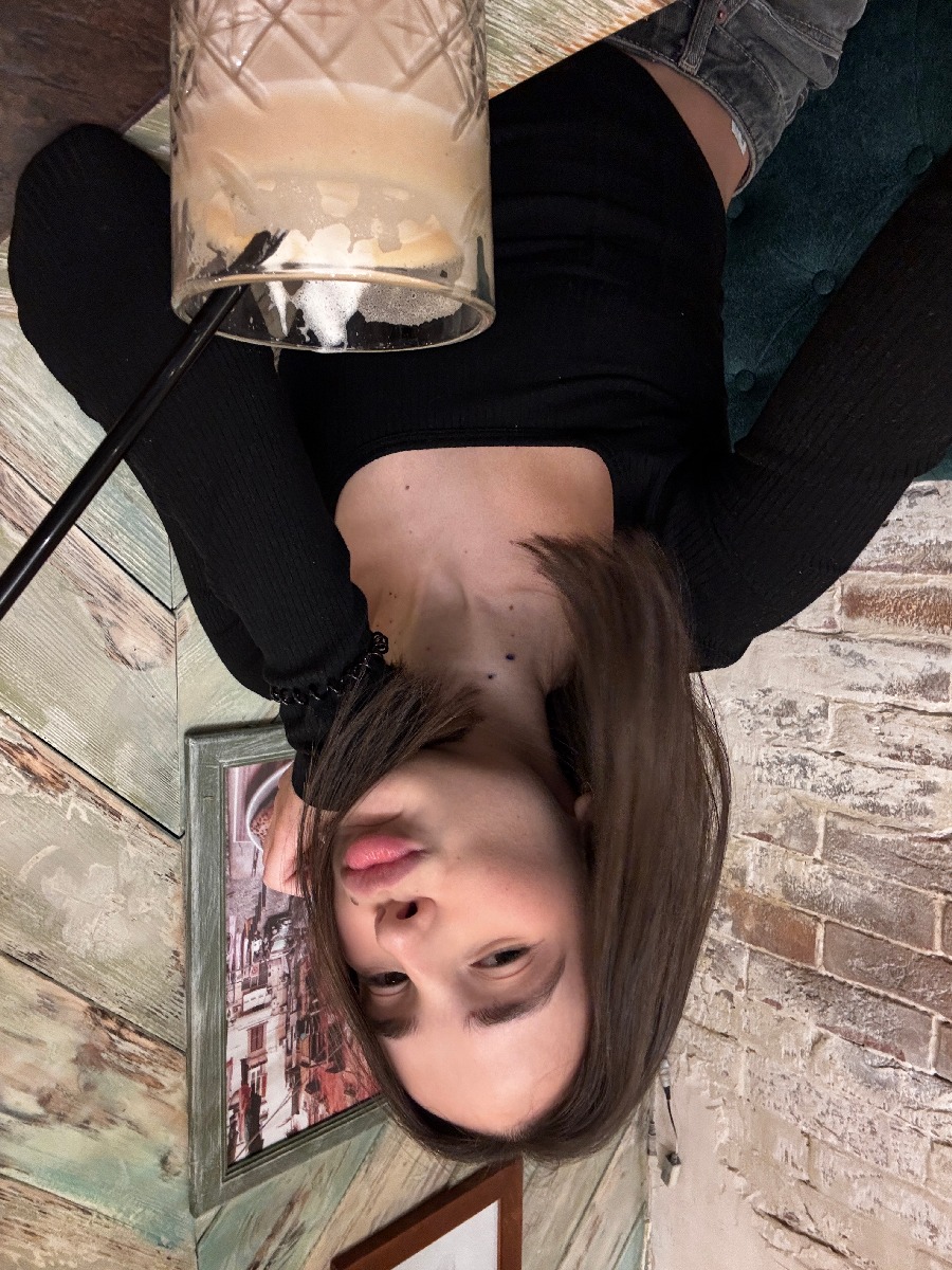 Fresh photos, fresh mood — Tina online in Linfen